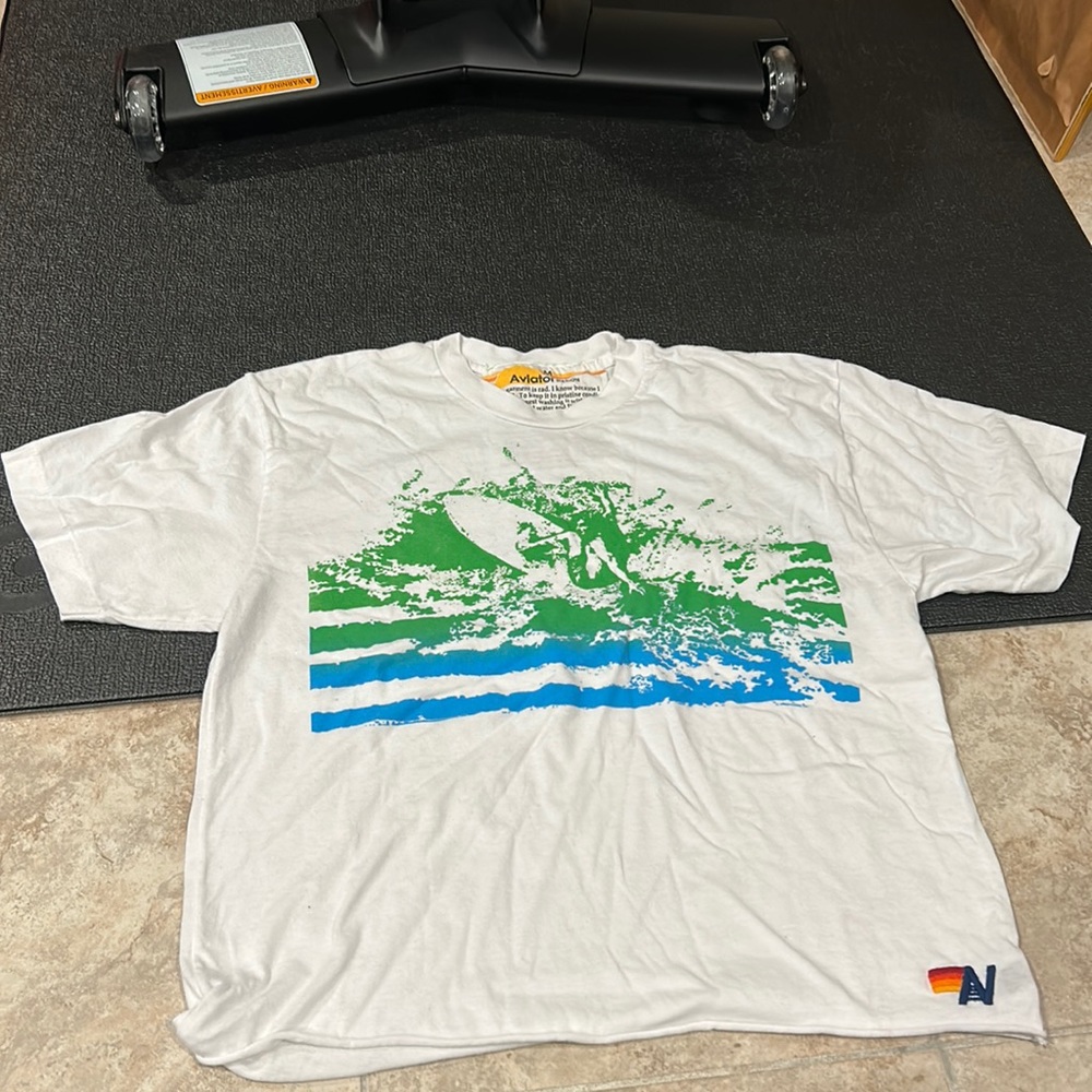 Like new: aviator nation tshirt
